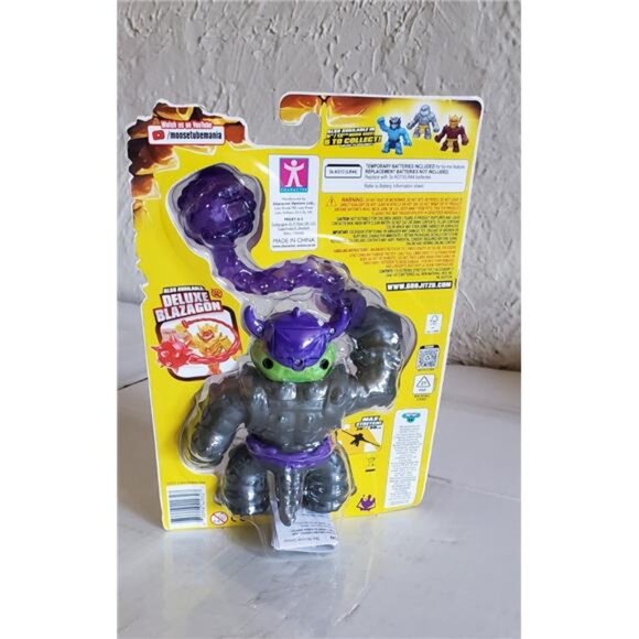 Heroes of Goo Jit Zu Stretch Strikers Rock Jaw DELUXE Hero Pack Action Figure - Picture 6 of 6